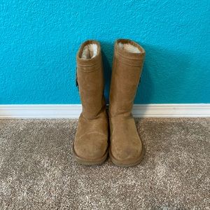 UGG boots💛